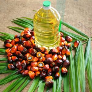 Palm oil is a rich, naturally reddish oil derived from the fruit of the oil palm tree, prized for its robust flavor, smooth texture, and high heat stability